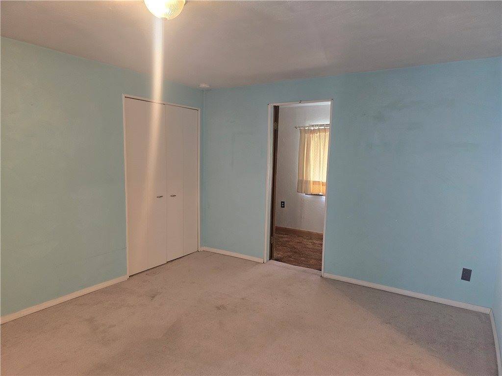 8 Spruce Street, Natrona, PA 15065