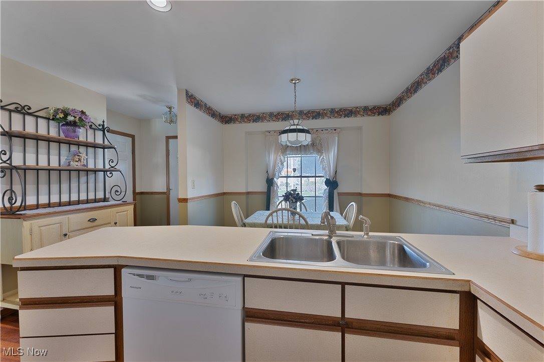 810 Southwestern Run, #19, Poland, OH 44514