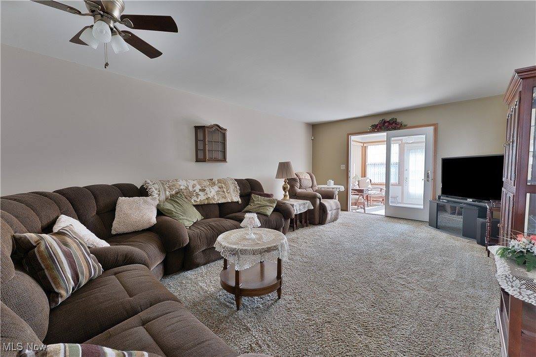 810 Southwestern Run, #19, Poland, OH 44514