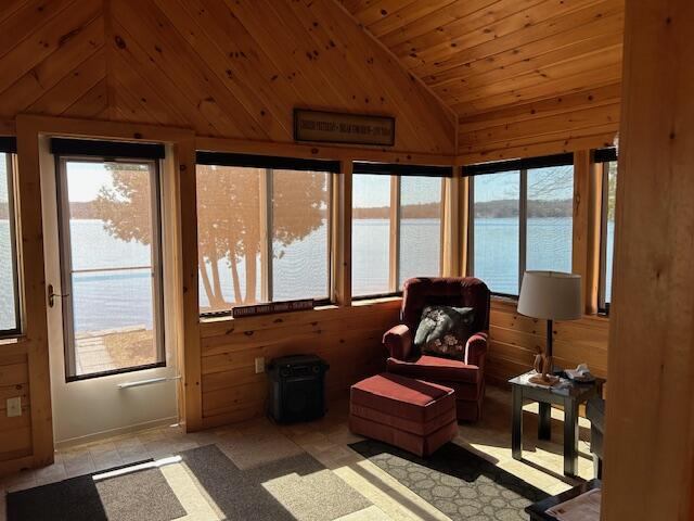 28 Valentine Lane, Dexter, ME 04930