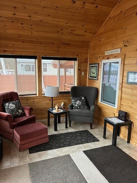 28 Valentine Lane, Dexter, ME 04930