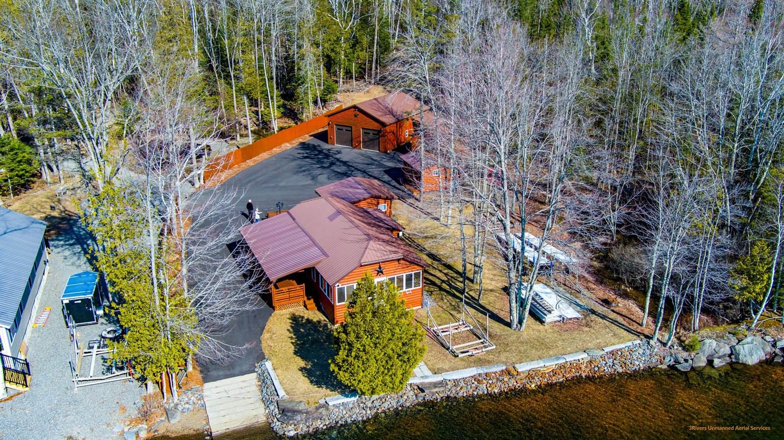 28 Valentine Lane, Dexter, ME 04930