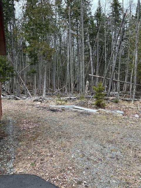 28 Valentine Lane, Dexter, ME 04930