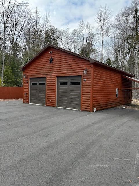 28 Valentine Lane, Dexter, ME 04930