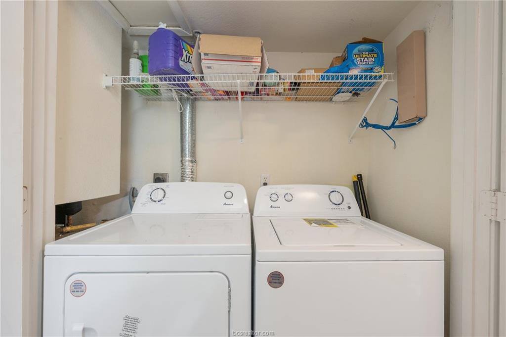 529 Southwest Parkway, College Station, TX 77840