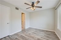 529 Southwest Parkway, College Station, TX 77840