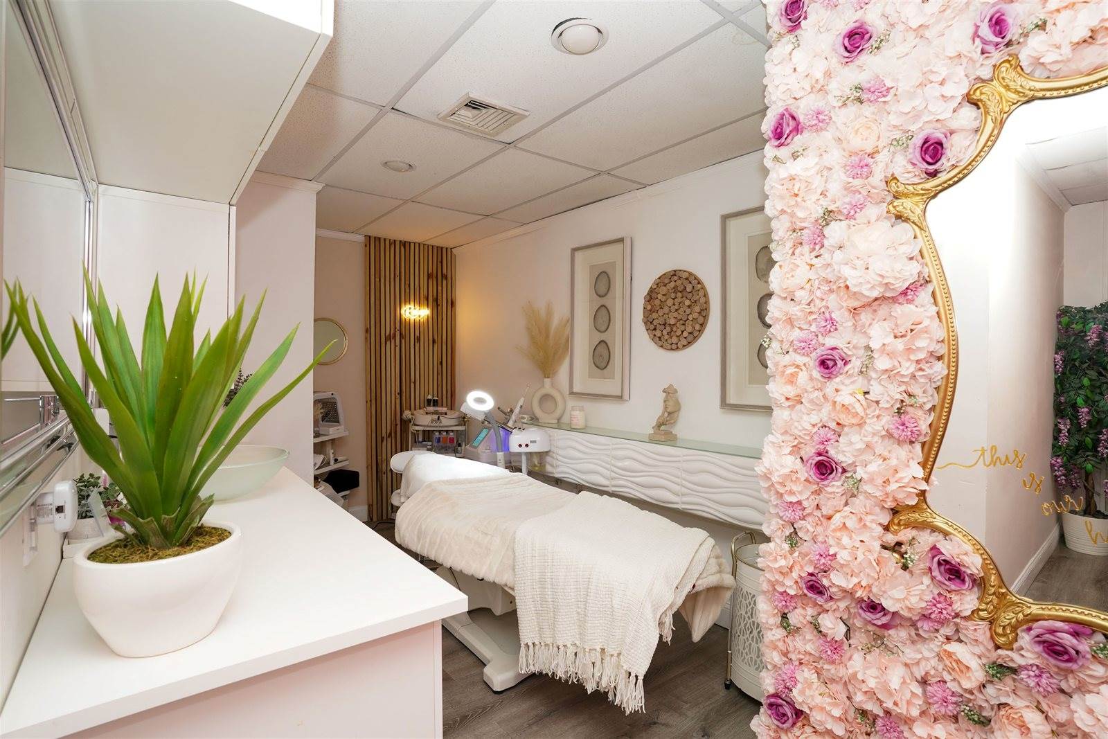 6607 Bergenline Ave, West New York, NJ 07093