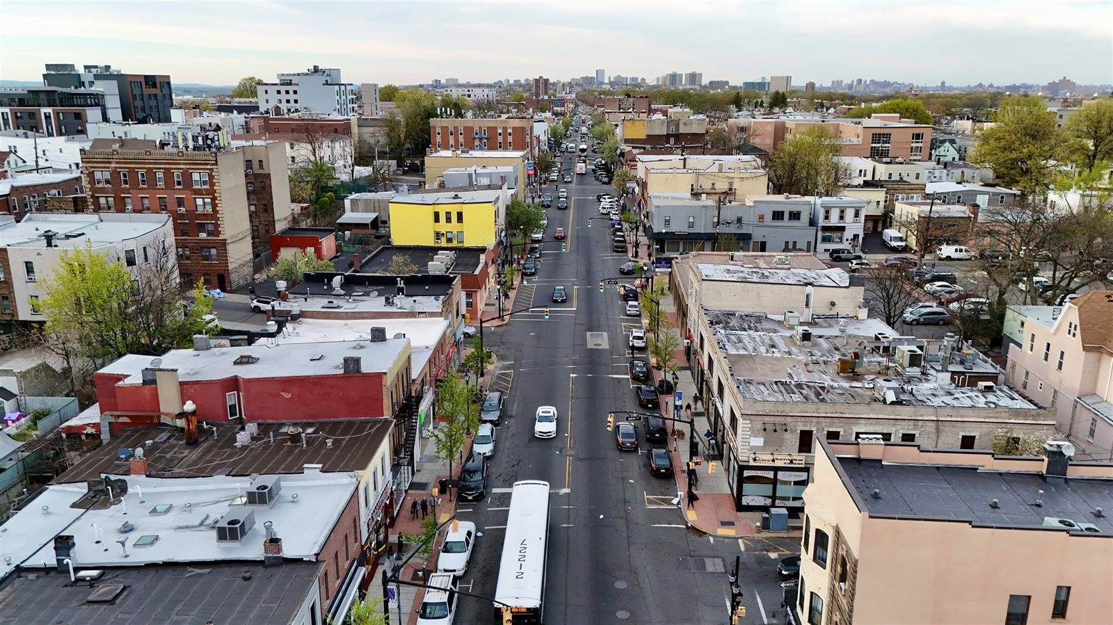 6607 Bergenline Ave, West New York, NJ 07093