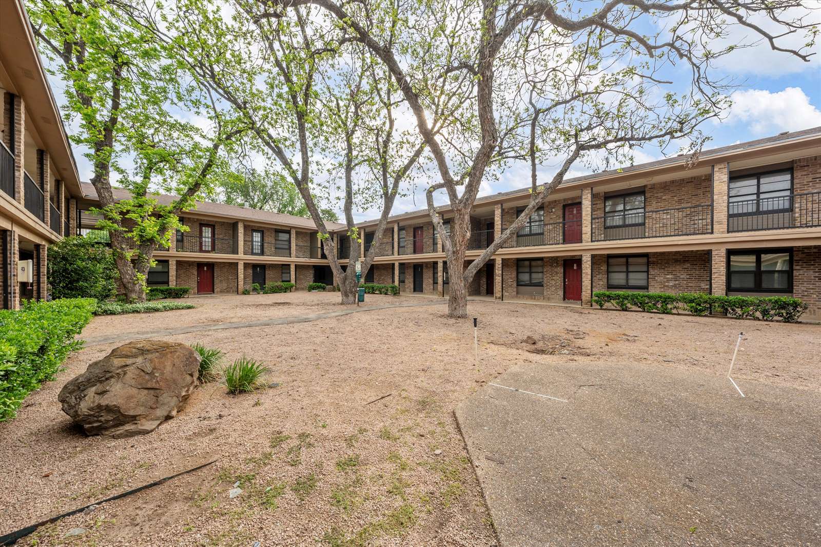 1421 S 12th Street, Waco, TX 76706