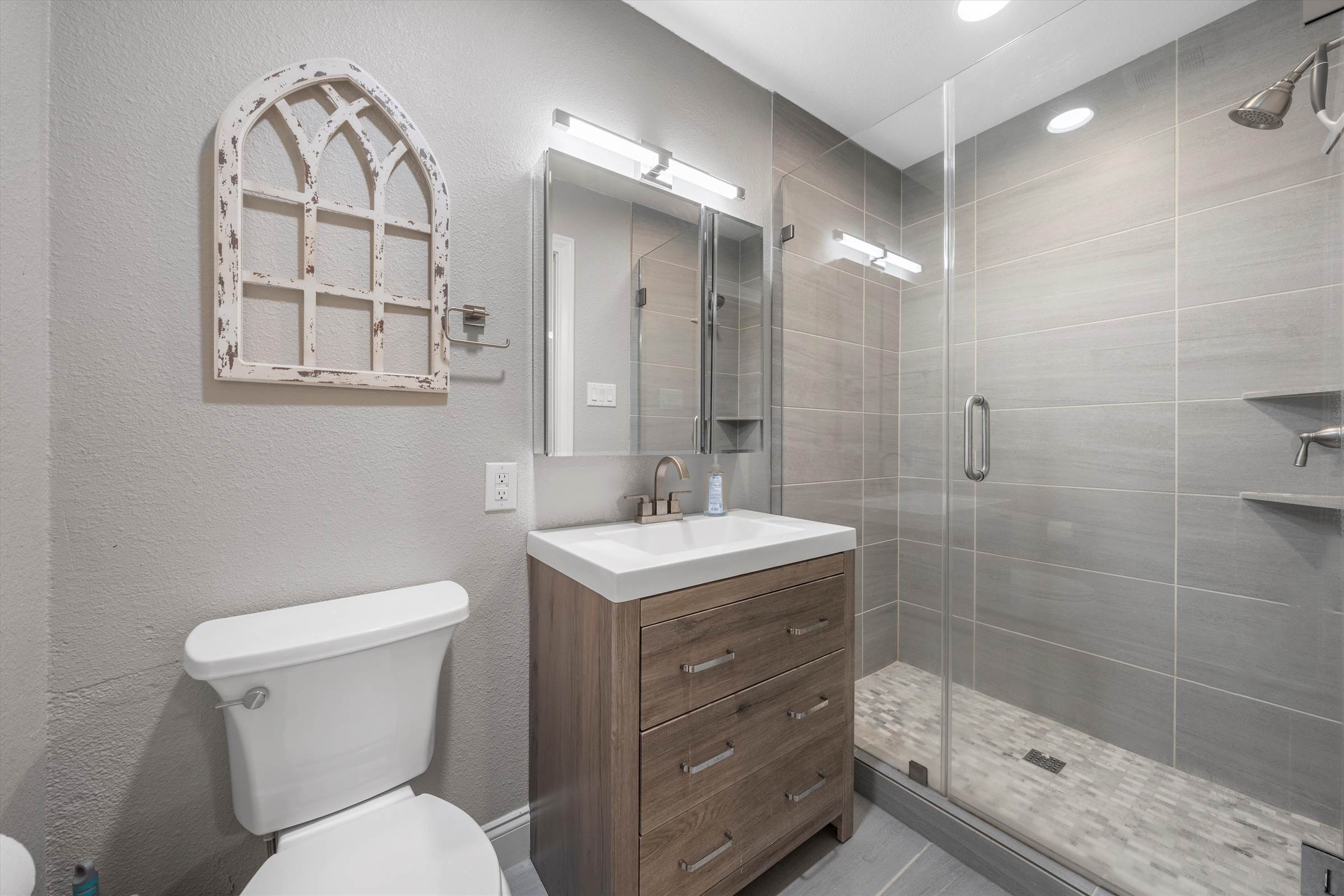 1421 S 12th Street, Waco, TX 76706