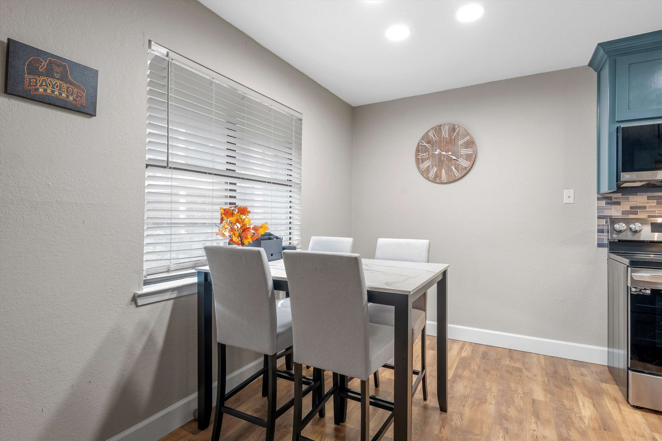 1421 S 12th Street, Waco, TX 76706