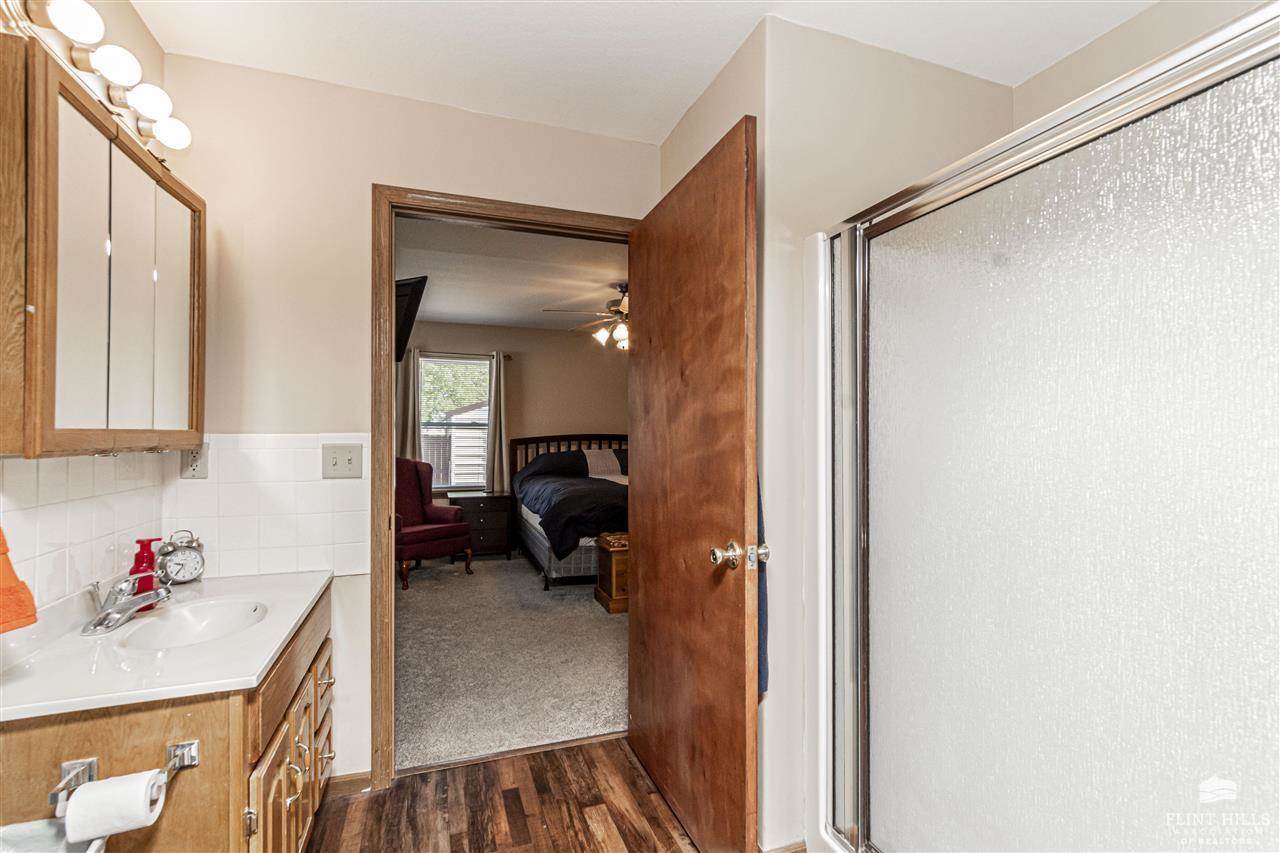 1614 West 1st Street, Abilene, KS 67410