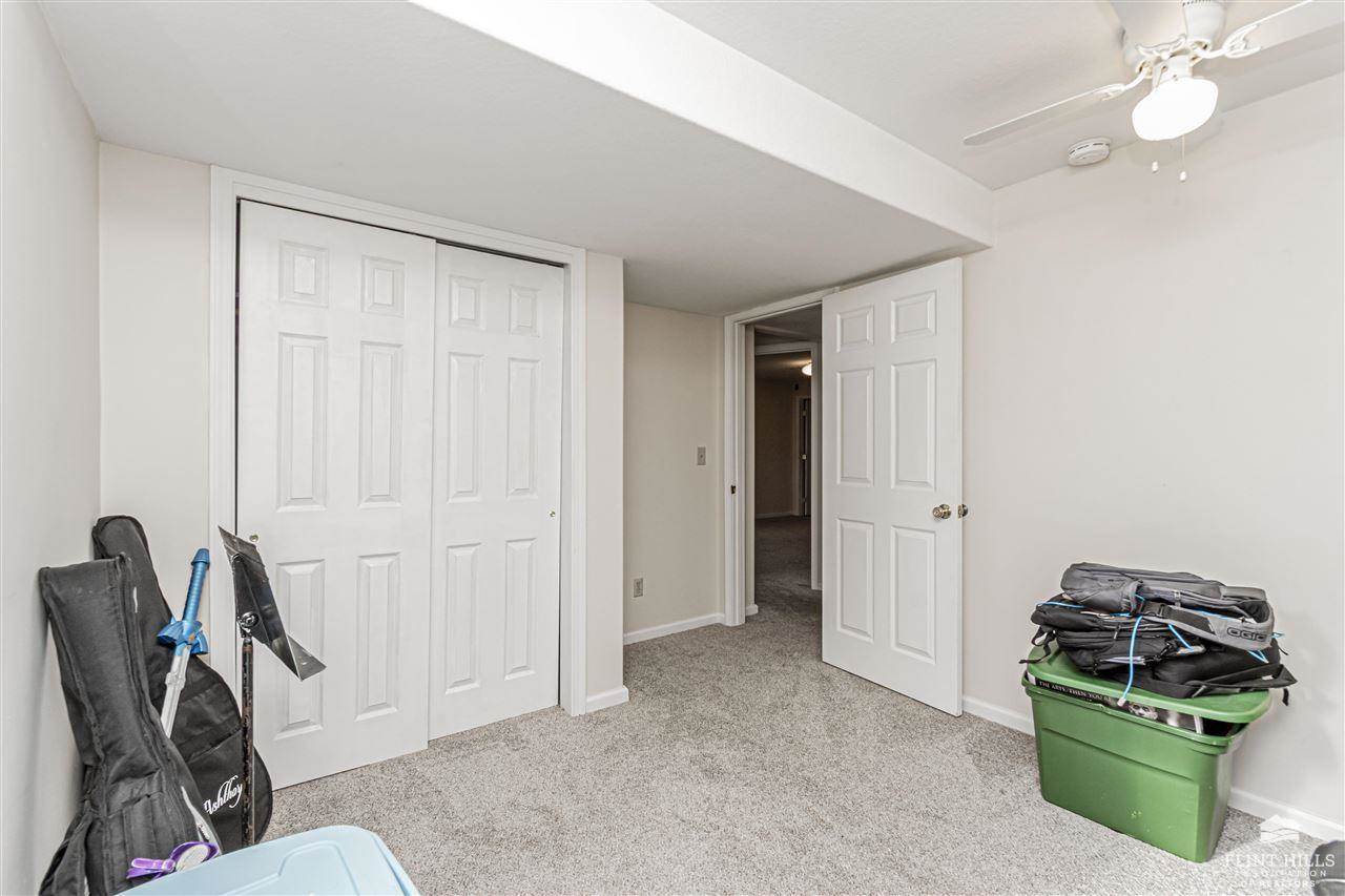 1614 West 1st Street, Abilene, KS 67410