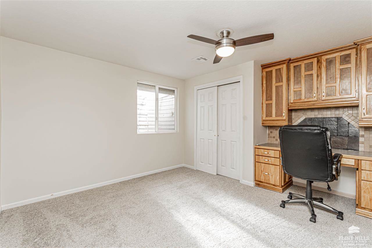 1614 West 1st Street, Abilene, KS 67410