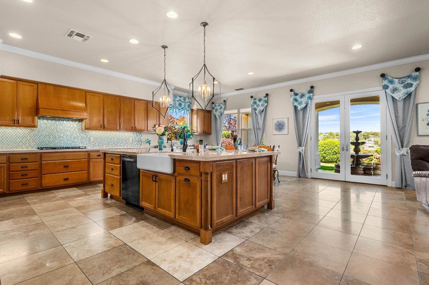 5035 Tesoro Way, El Dorado, CA 95762