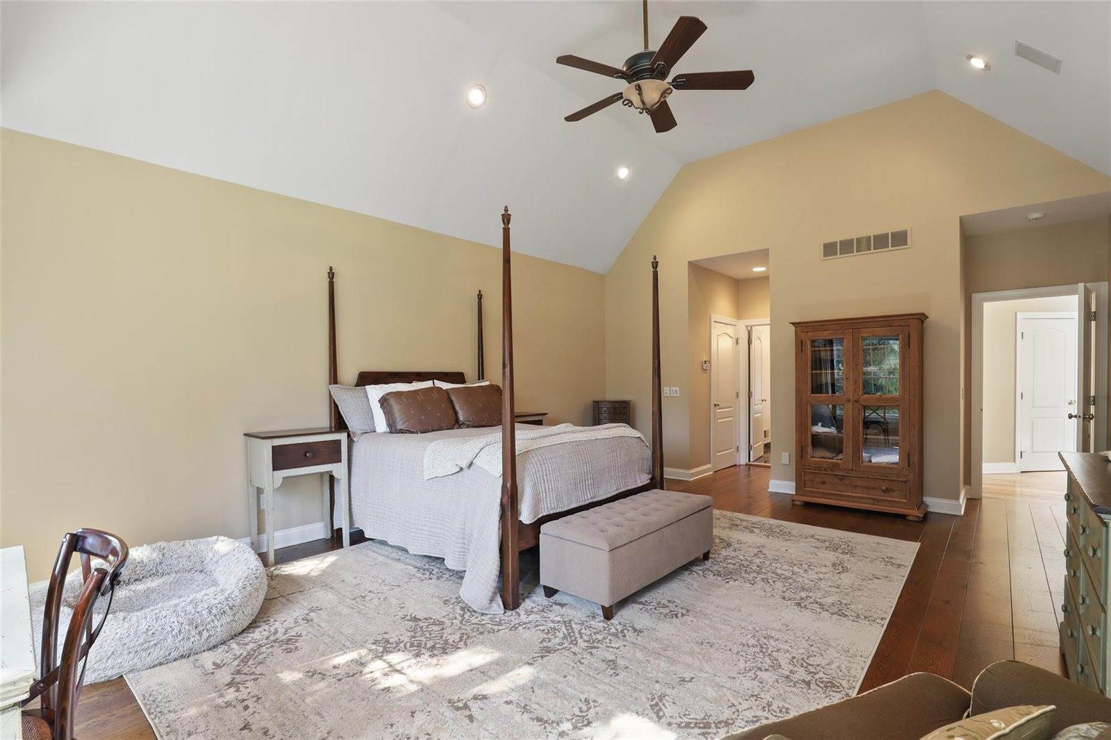 2 Stratford Drive, Mount Kisco, NY 10549