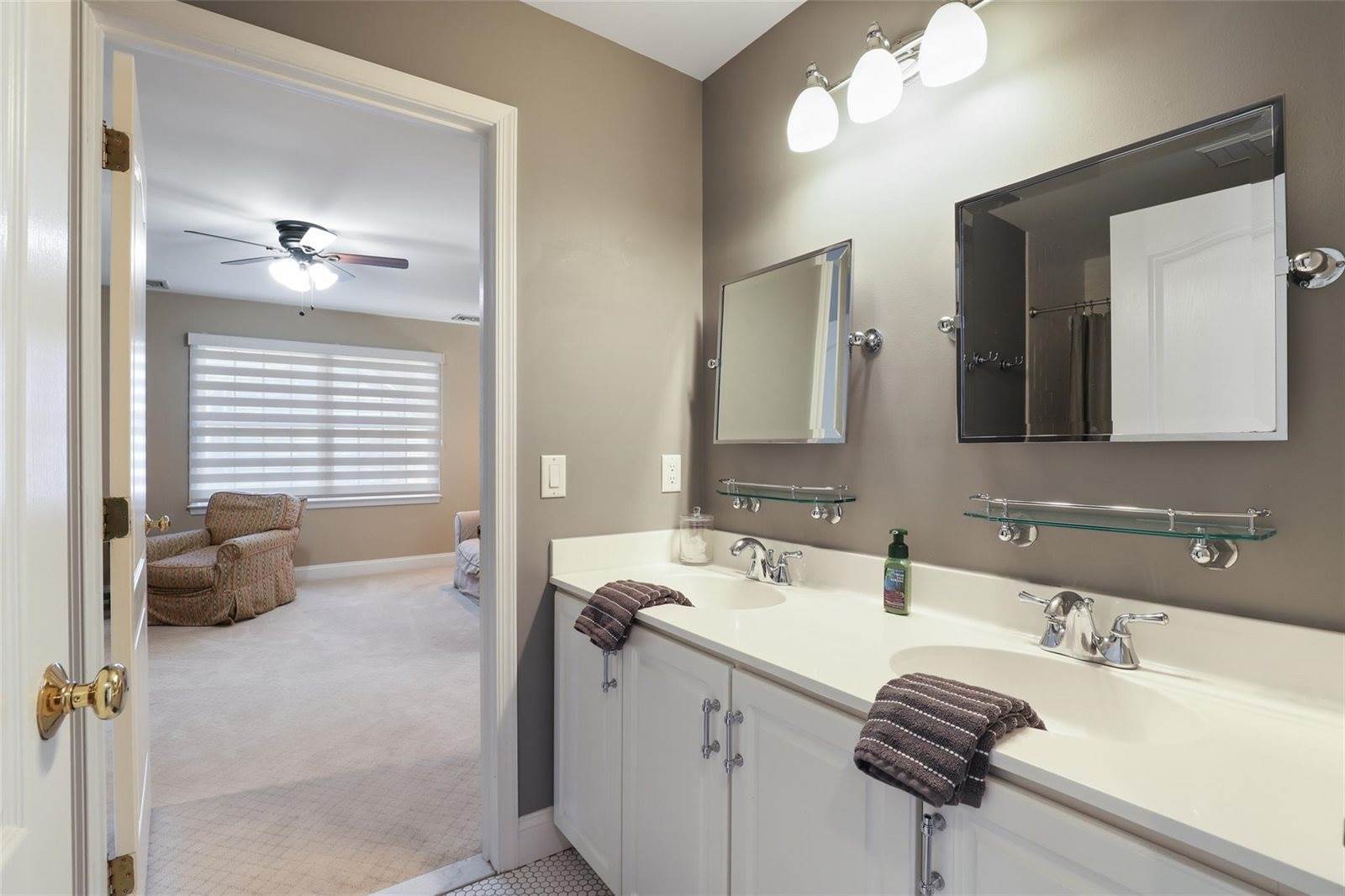 2 Stratford Drive, Mount Kisco, NY 10549