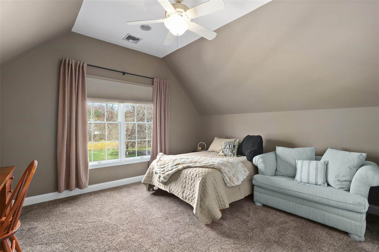 2 Stratford Drive, Mount Kisco, NY 10549