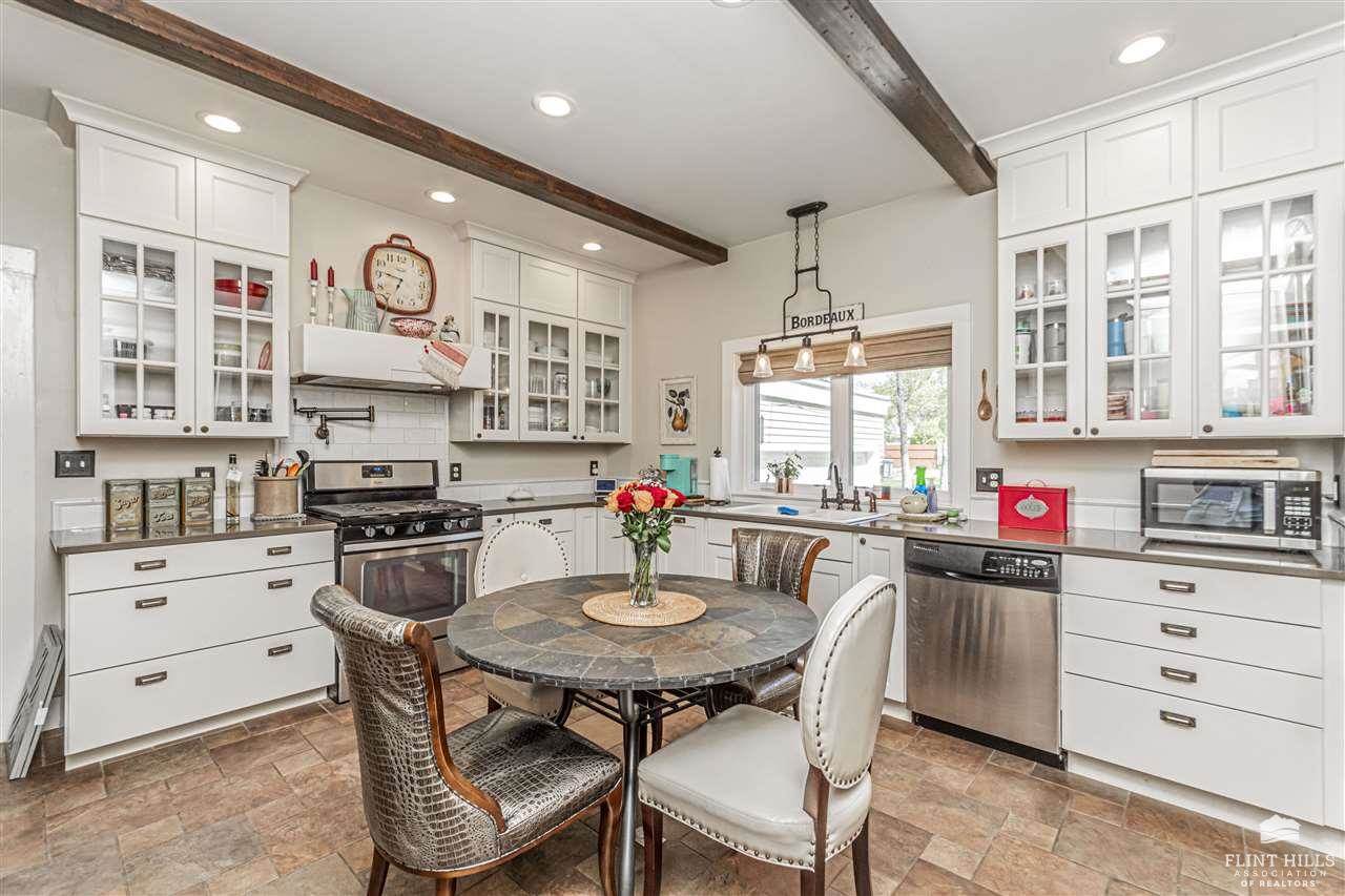 1204 North Buckeye Avenue, Abilene, KS 67410