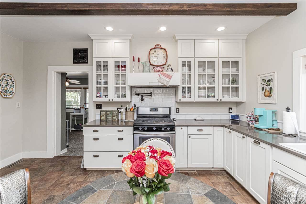 1204 North Buckeye Avenue, Abilene, KS 67410