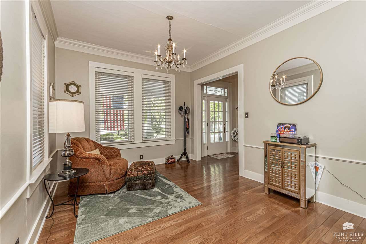 1204 North Buckeye Avenue, Abilene, KS 67410