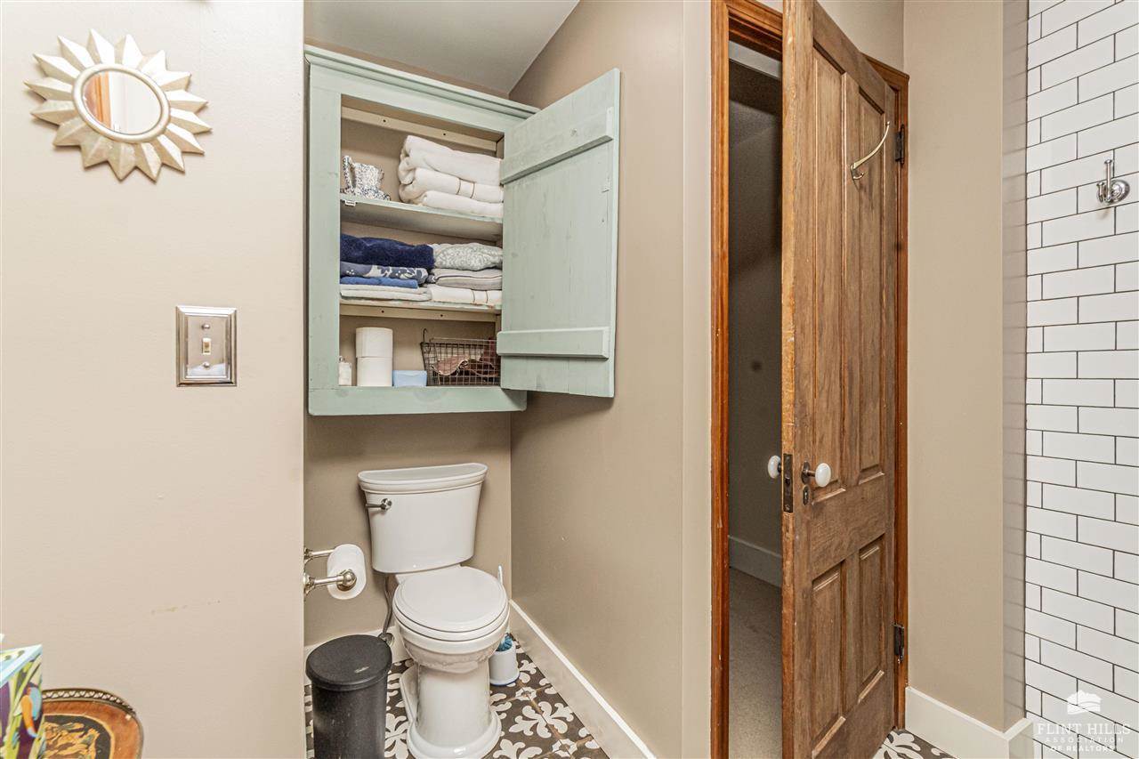 1204 North Buckeye Avenue, Abilene, KS 67410