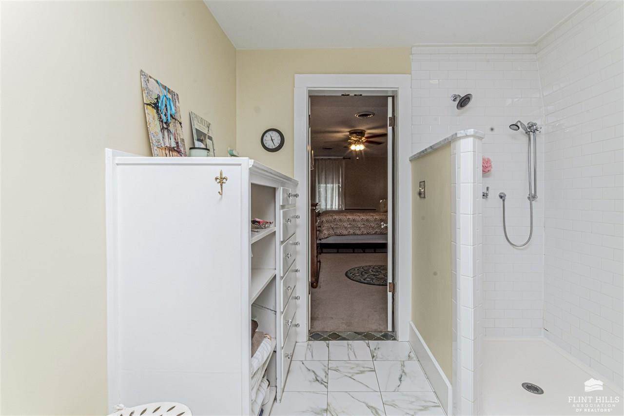 1204 North Buckeye Avenue, Abilene, KS 67410