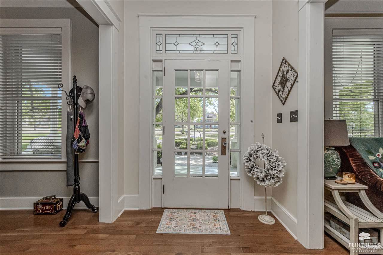 1204 North Buckeye Avenue, Abilene, KS 67410