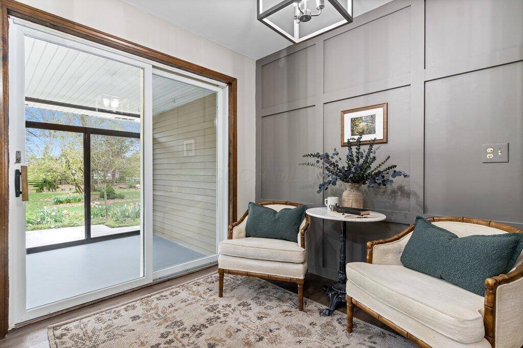 4080 Alton Darby Creek Road, Hilliard, OH 43026