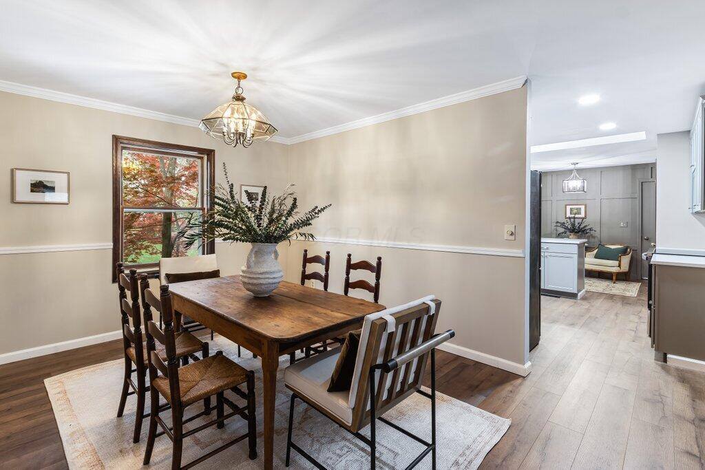 4080 Alton Darby Creek Road, Hilliard, OH 43026