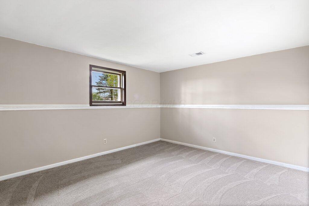 4080 Alton Darby Creek Road, Hilliard, OH 43026