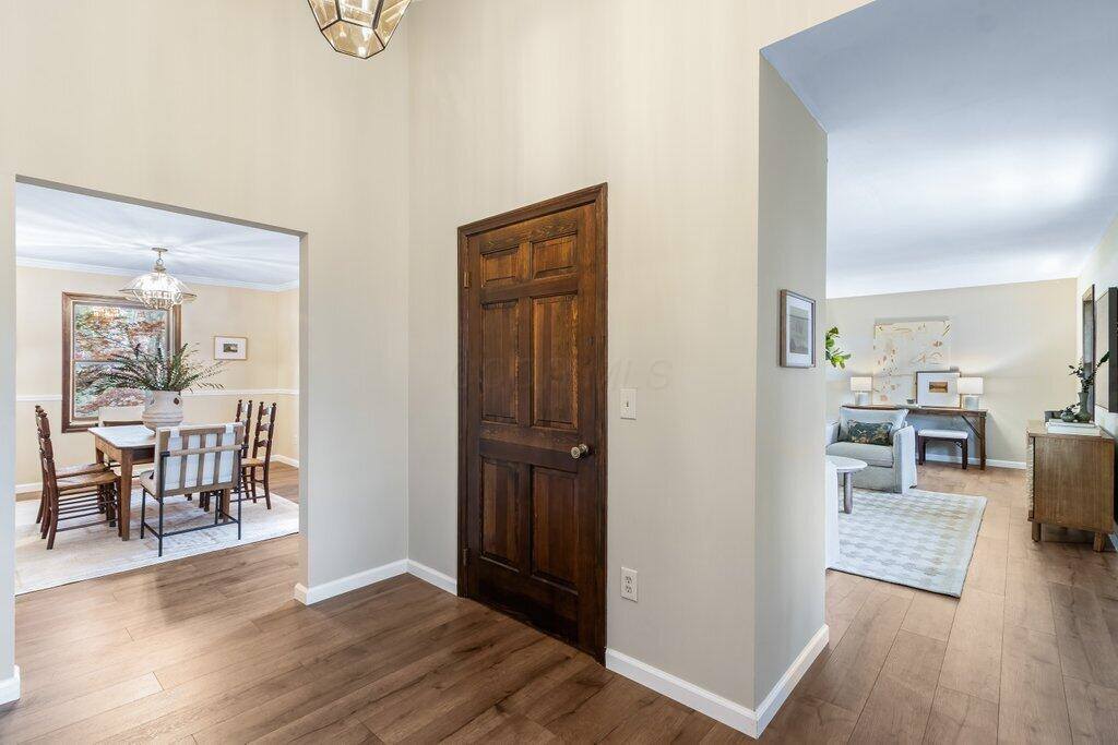 4080 Alton Darby Creek Road, Hilliard, OH 43026