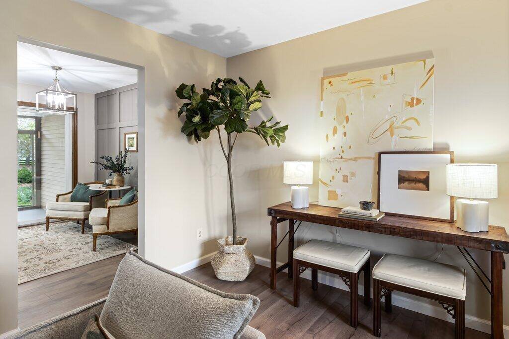 4080 Alton Darby Creek Road, Hilliard, OH 43026