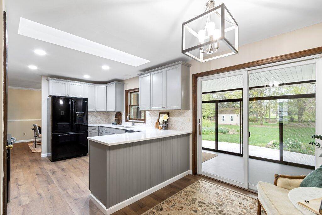 4080 Alton Darby Creek Road, Hilliard, OH 43026