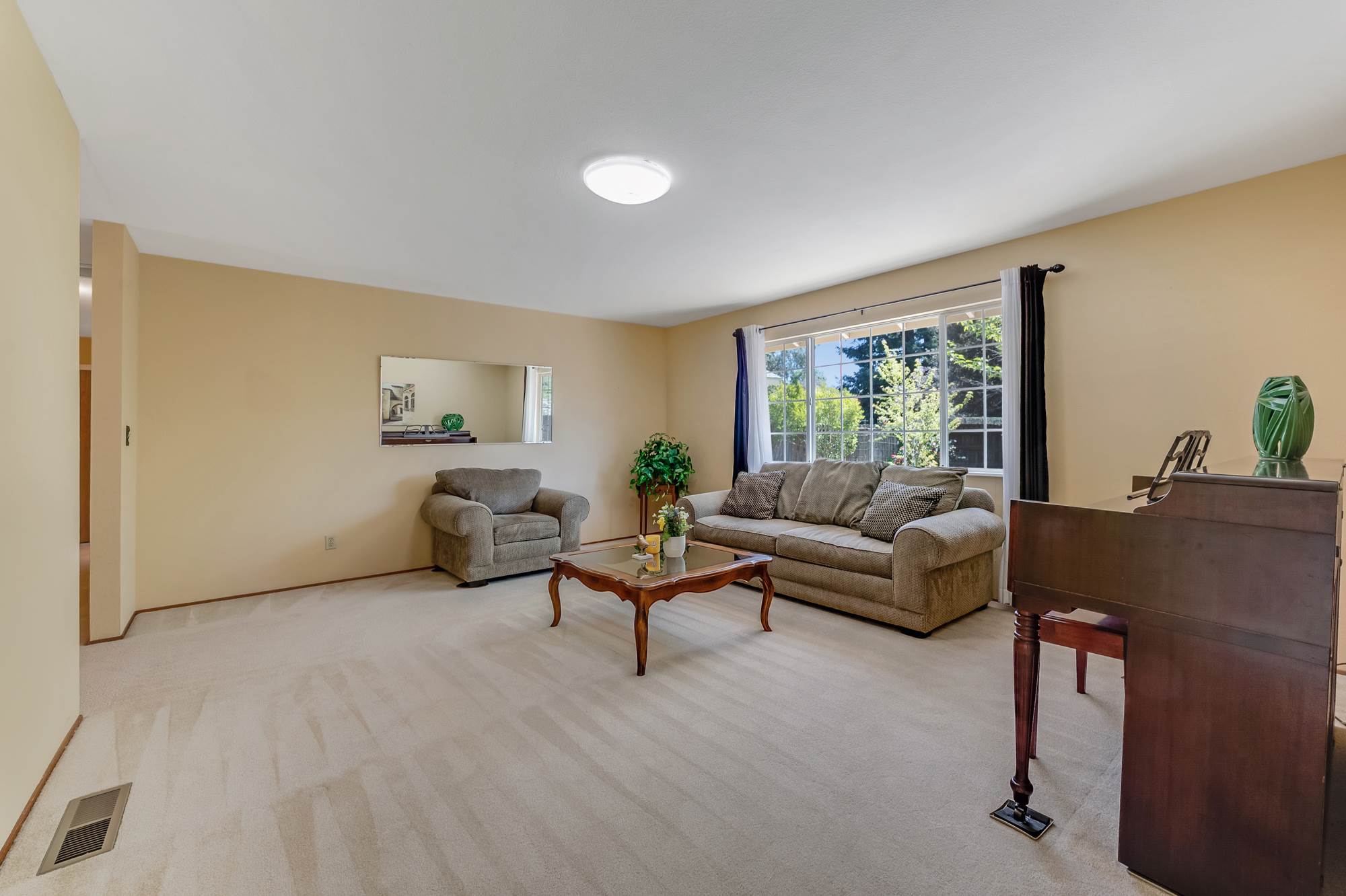 2432 Compadre Drive, Santa Rosa, CA 95405