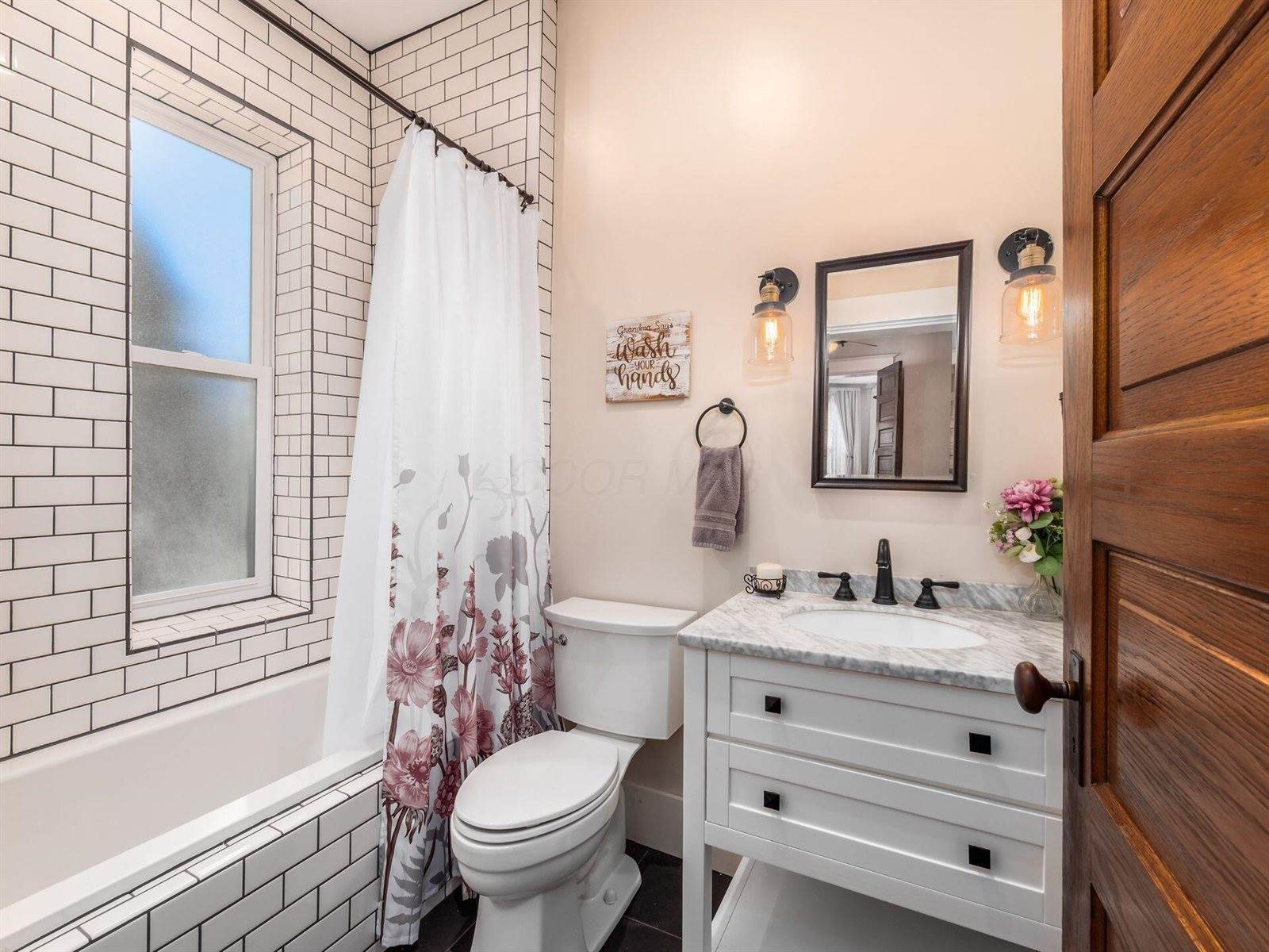 261 North Chillicothe Street, Plain City, OH 43064