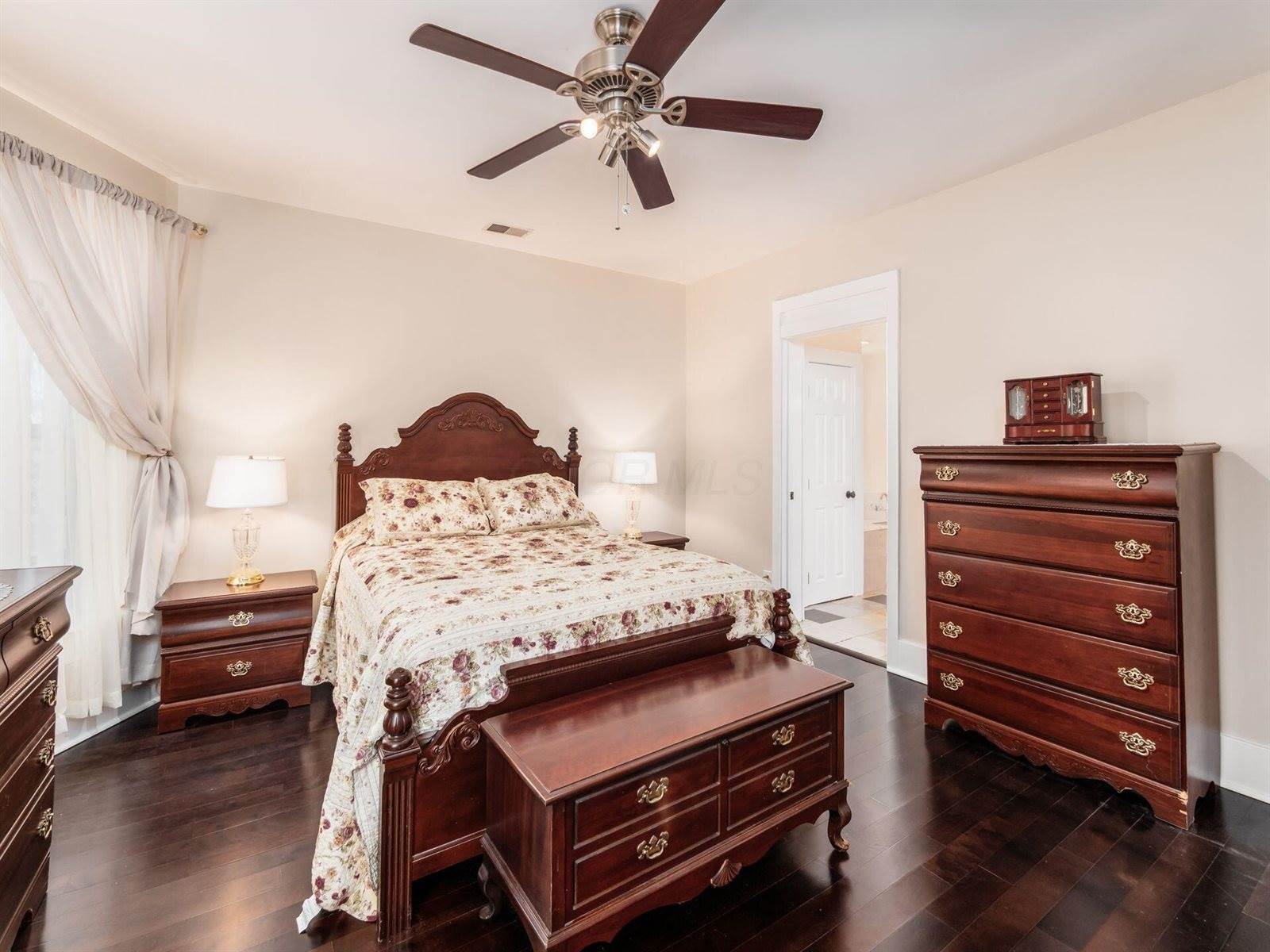 261 North Chillicothe Street, Plain City, OH 43064