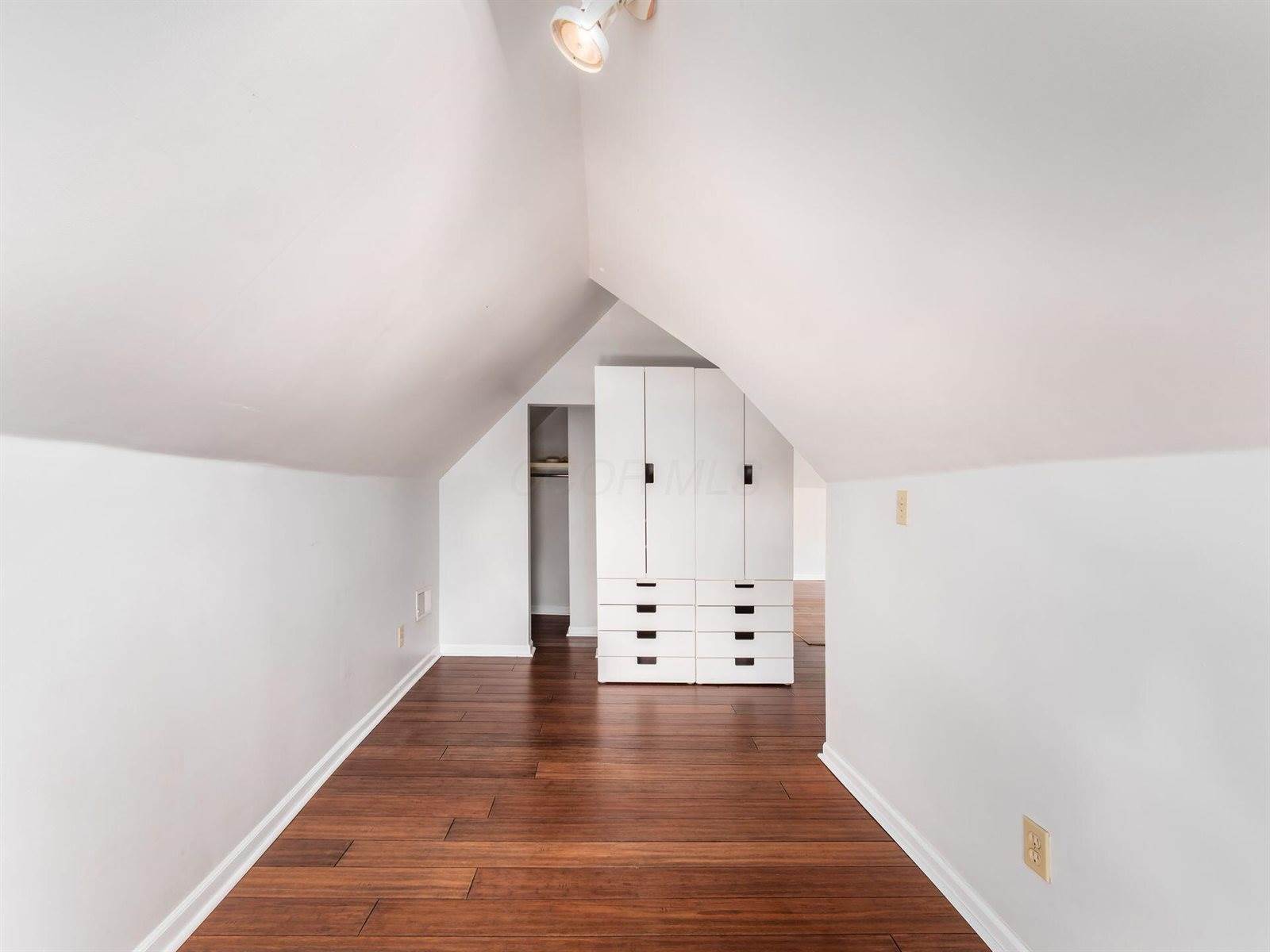 261 North Chillicothe Street, Plain City, OH 43064