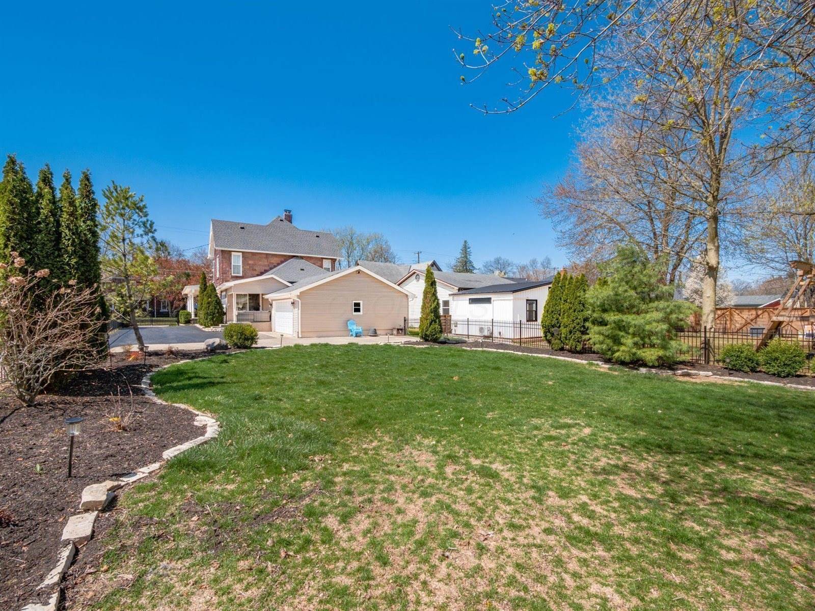 261 North Chillicothe Street, Plain City, OH 43064