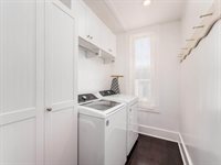 261 North Chillicothe Street, Plain City, OH 43064