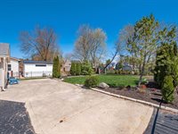 261 North Chillicothe Street, Plain City, OH 43064