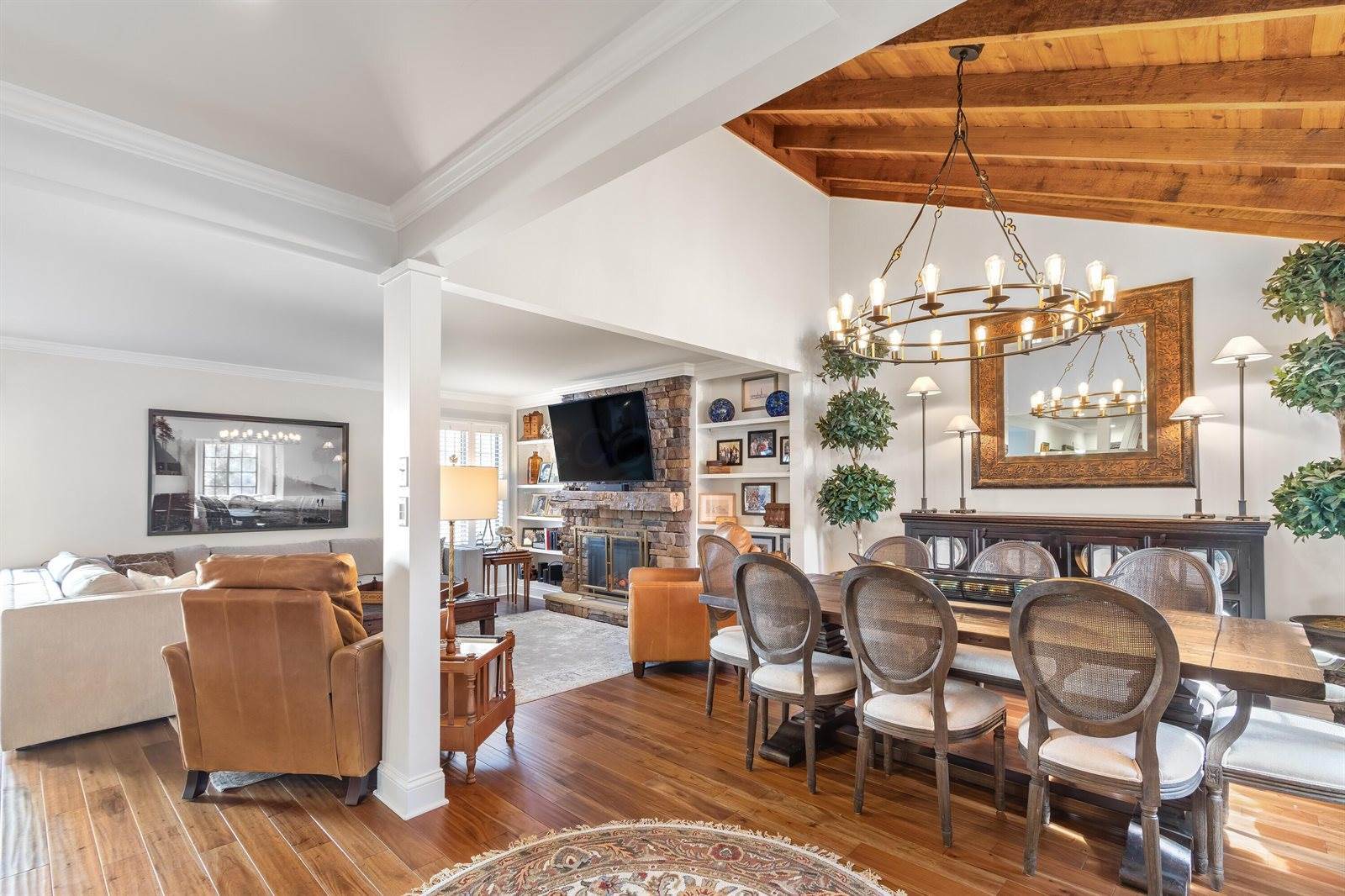 130 Saint Julien Street, #27B, Worthington, OH 43085