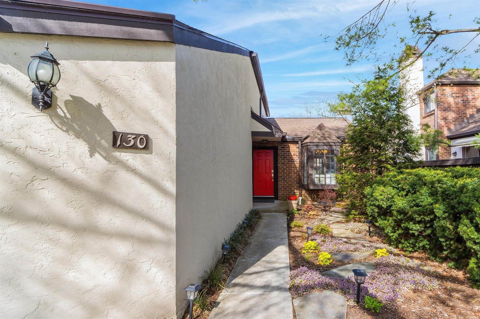 130 Saint Julien Street, #27B, Worthington, OH 43085