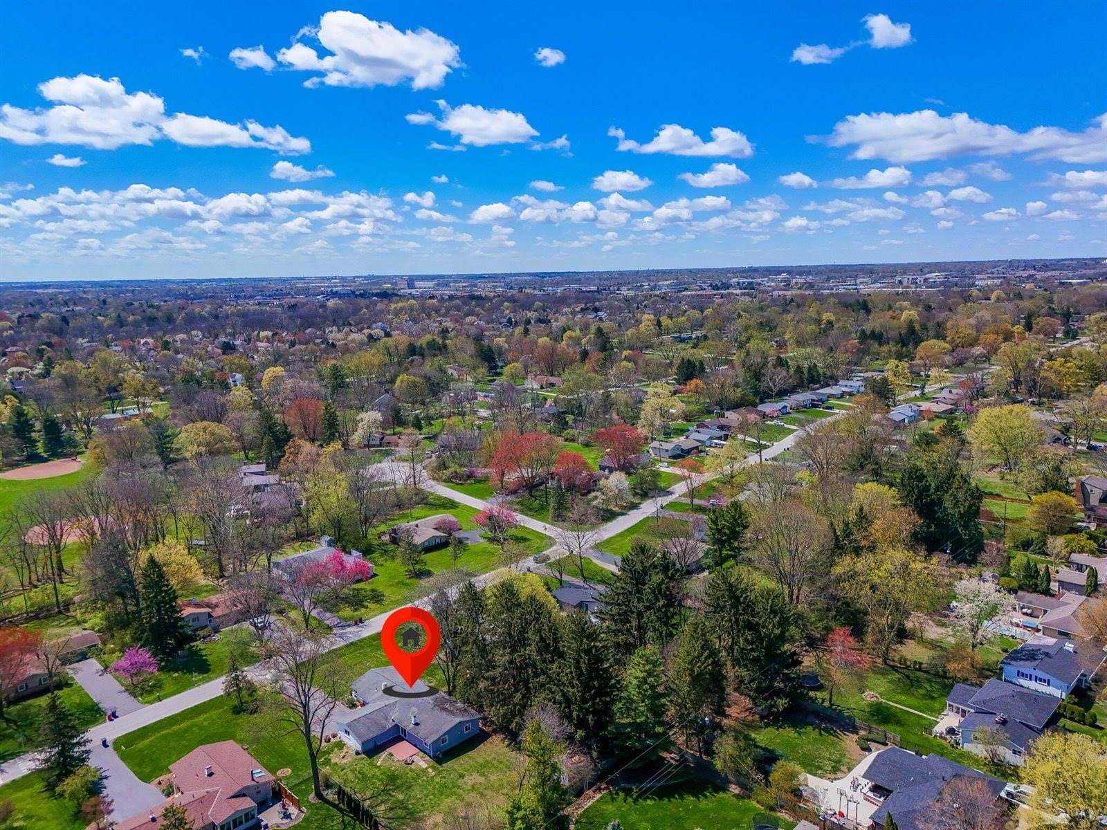 3318 Darbyshire Drive, Hilliard, OH 43026