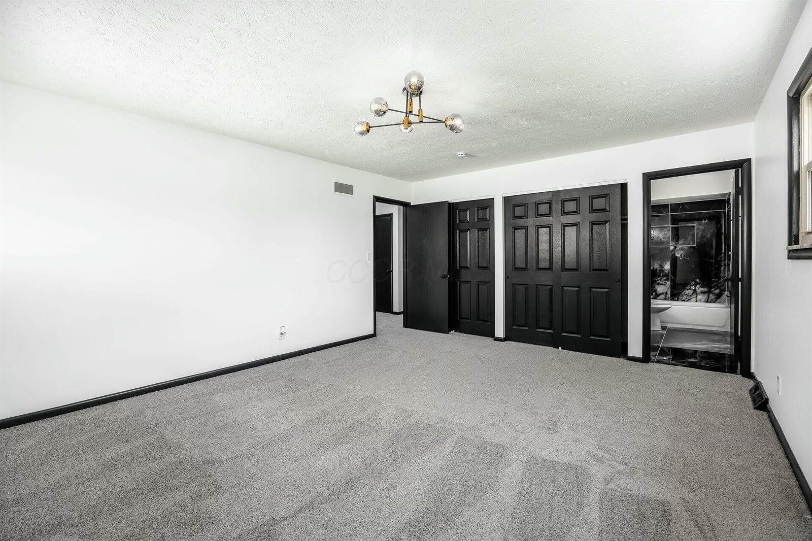 1619 Valley Crest Drive, Columbus, OH 43228