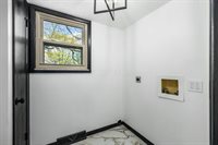 1619 Valley Crest Drive, Columbus, OH 43228