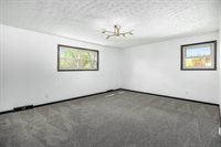 1619 Valley Crest Drive, Columbus, OH 43228