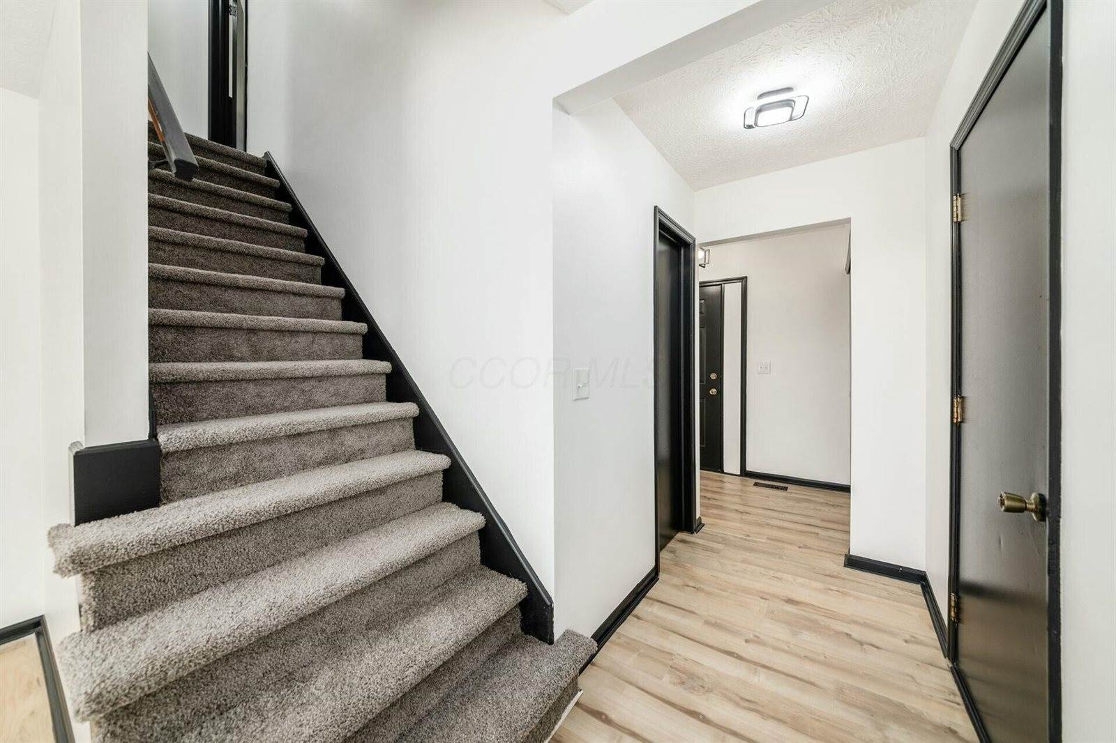 3061 Louise Avenue, Grove City, OH 43123