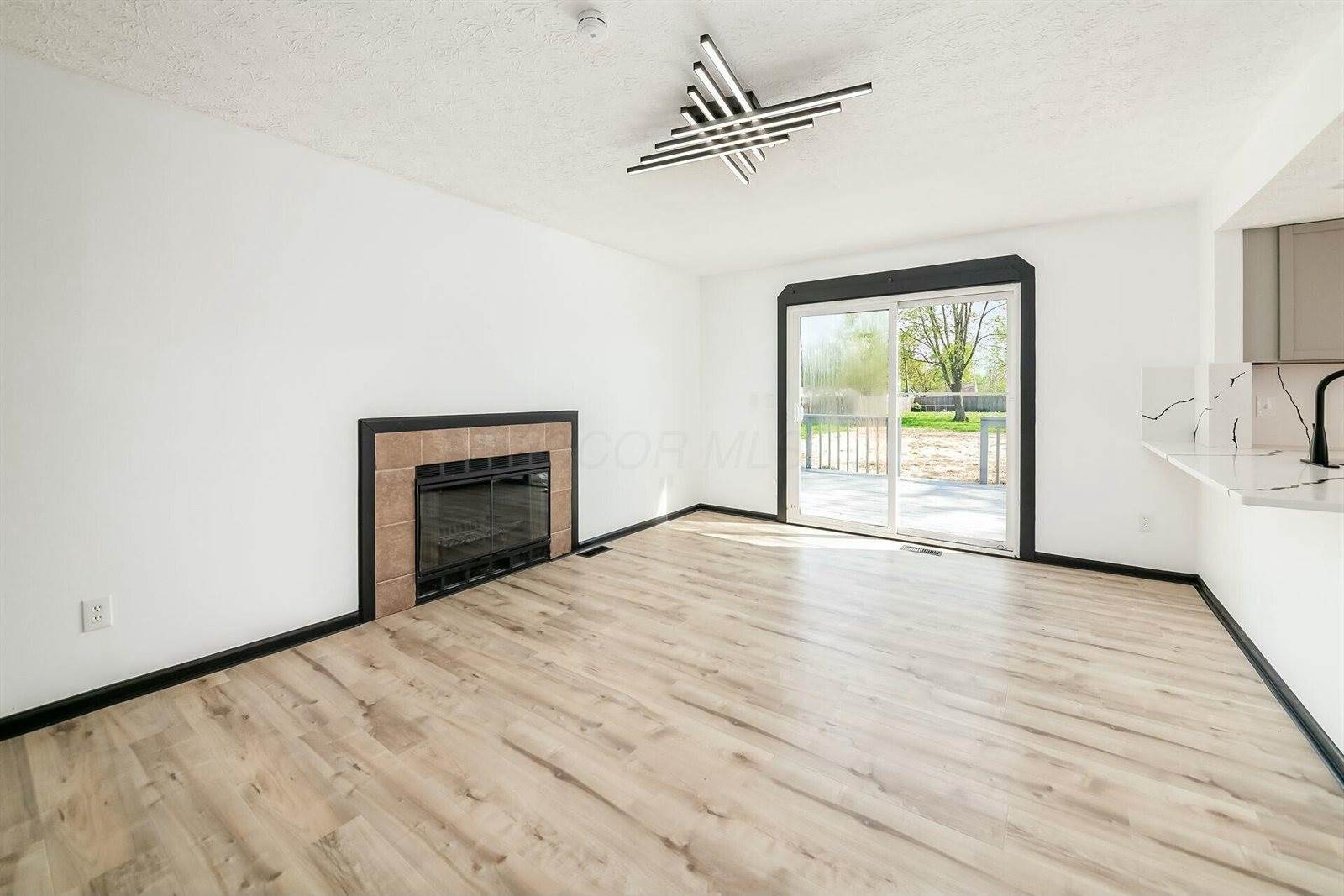 3061 Louise Avenue, Grove City, OH 43123