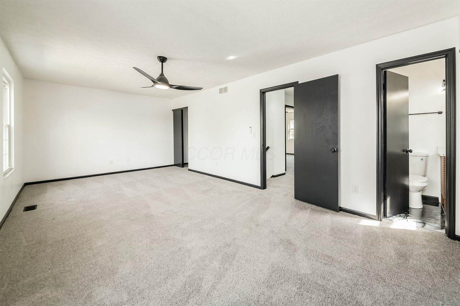 3061 Louise Avenue, Grove City, OH 43123